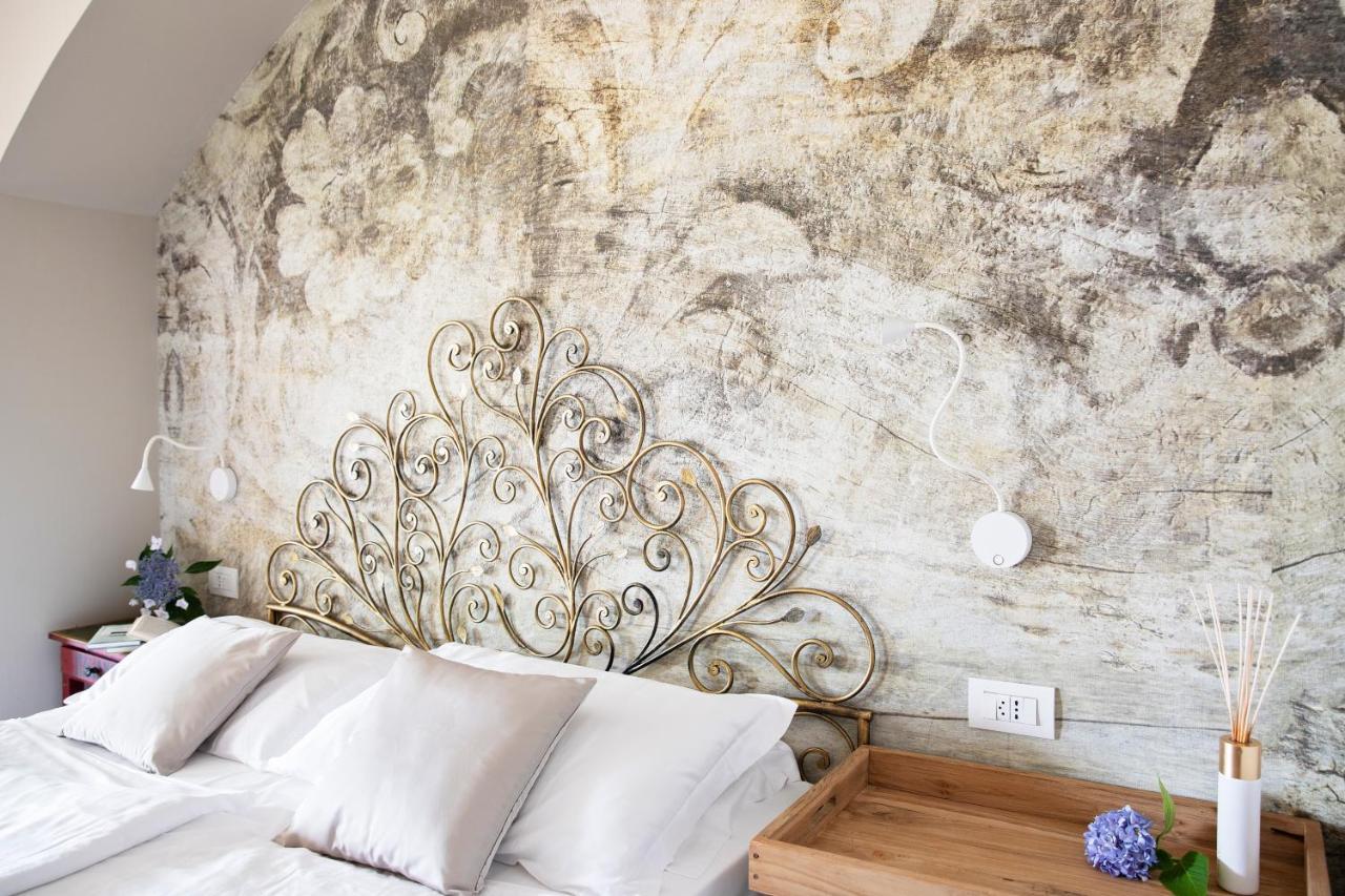 Camin Hotel Colmegna Luino Esterno foto