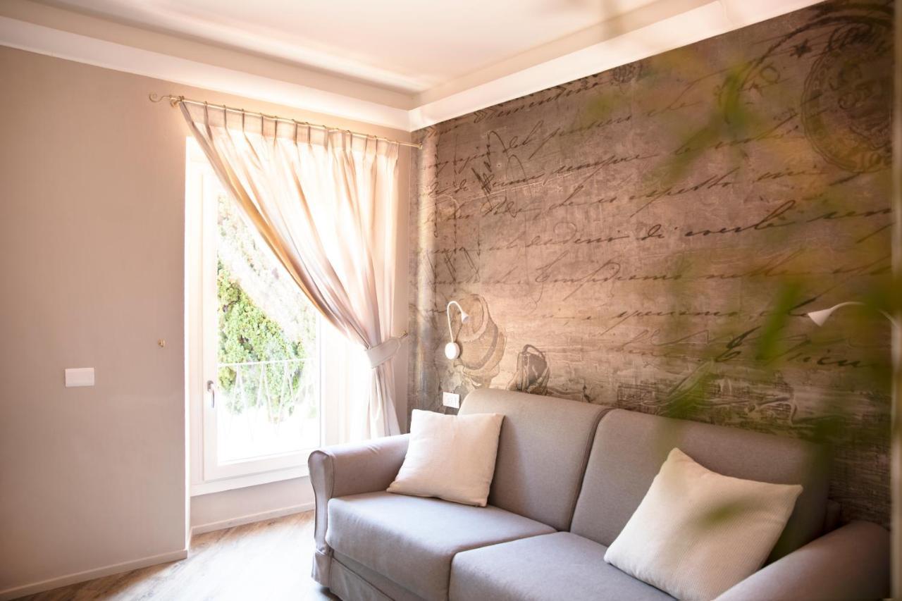 Camin Hotel Colmegna Luino Esterno foto