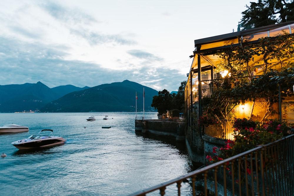 Camin Hotel Colmegna Luino Esterno foto