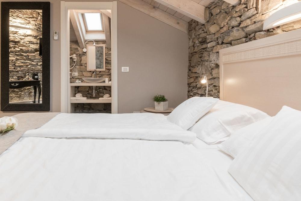 Camin Hotel Colmegna Luino Esterno foto