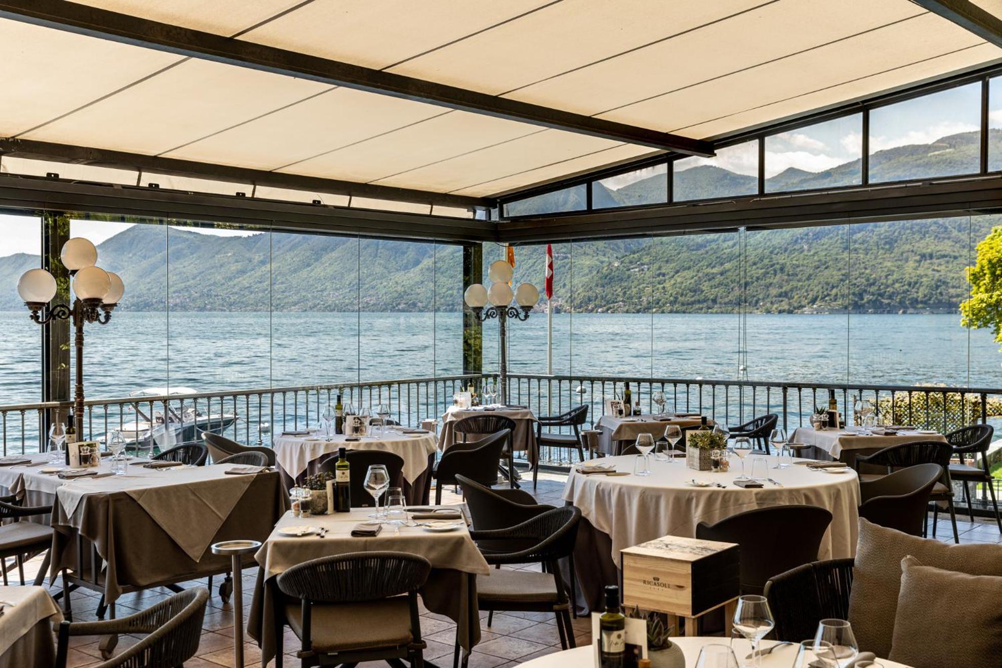 Camin Hotel Colmegna Luino Esterno foto